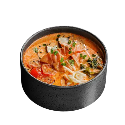 Tom yum cu somon, udon și creveți